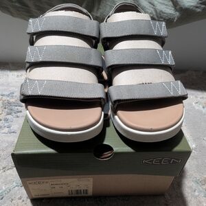 Keen Women’s Elle Strappy Sandals Summer Color Birch/Brindle New 10, Womens